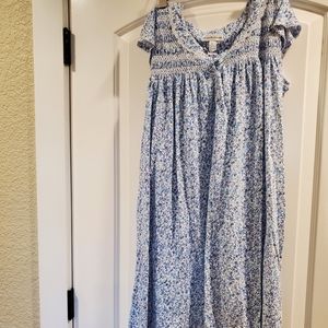 Cotton night gown, new without tags